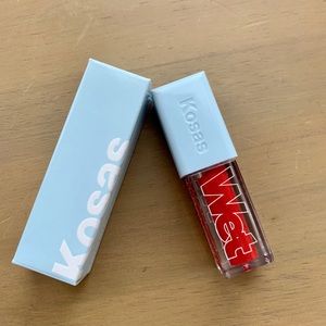 Kosas wet oil lipgloss in Jaw. Brand new.